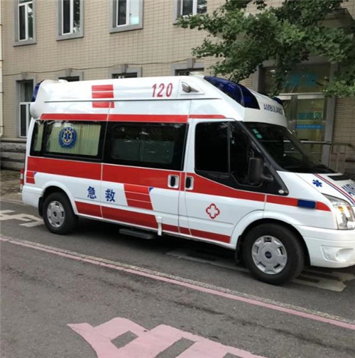 武陵选择我们的救护车出租,开启安心转院之旅