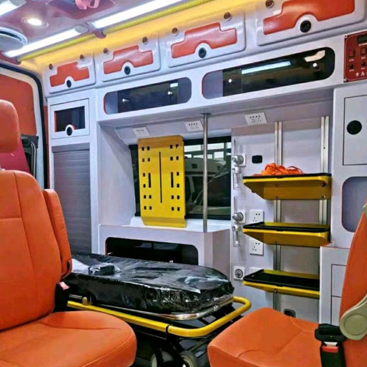武陵长途救护车护送病人租赁价格